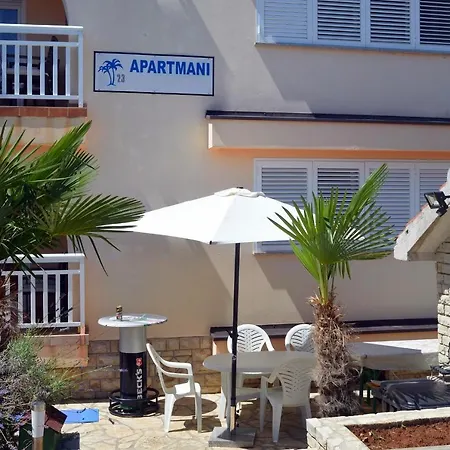 Apartment Apartments By The Sea Sukosan, Zadar - 5864