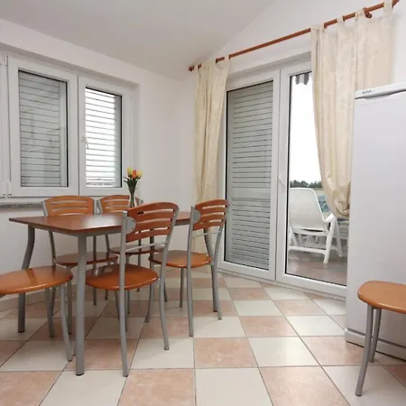Appartement By The Sea Sukosan, Zadar - 5864 Sukošan